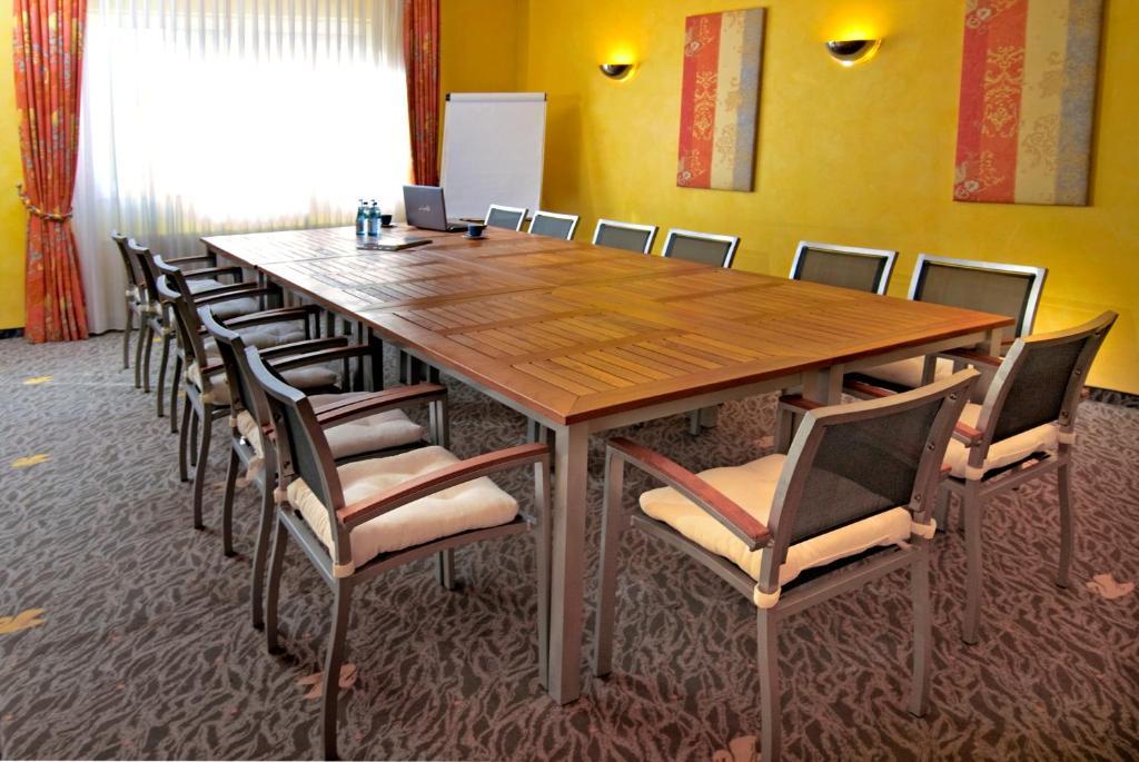 Hotel Am Schwan Ντίσελντορφ Εξωτερικό φωτογραφία